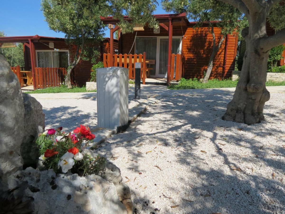 Campsite Kaya Pakoštane Eksteriør bilde