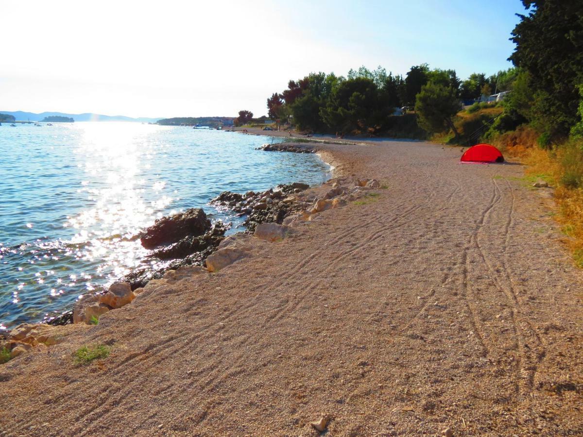 Campsite Kaya Pakoštane Eksteriør bilde