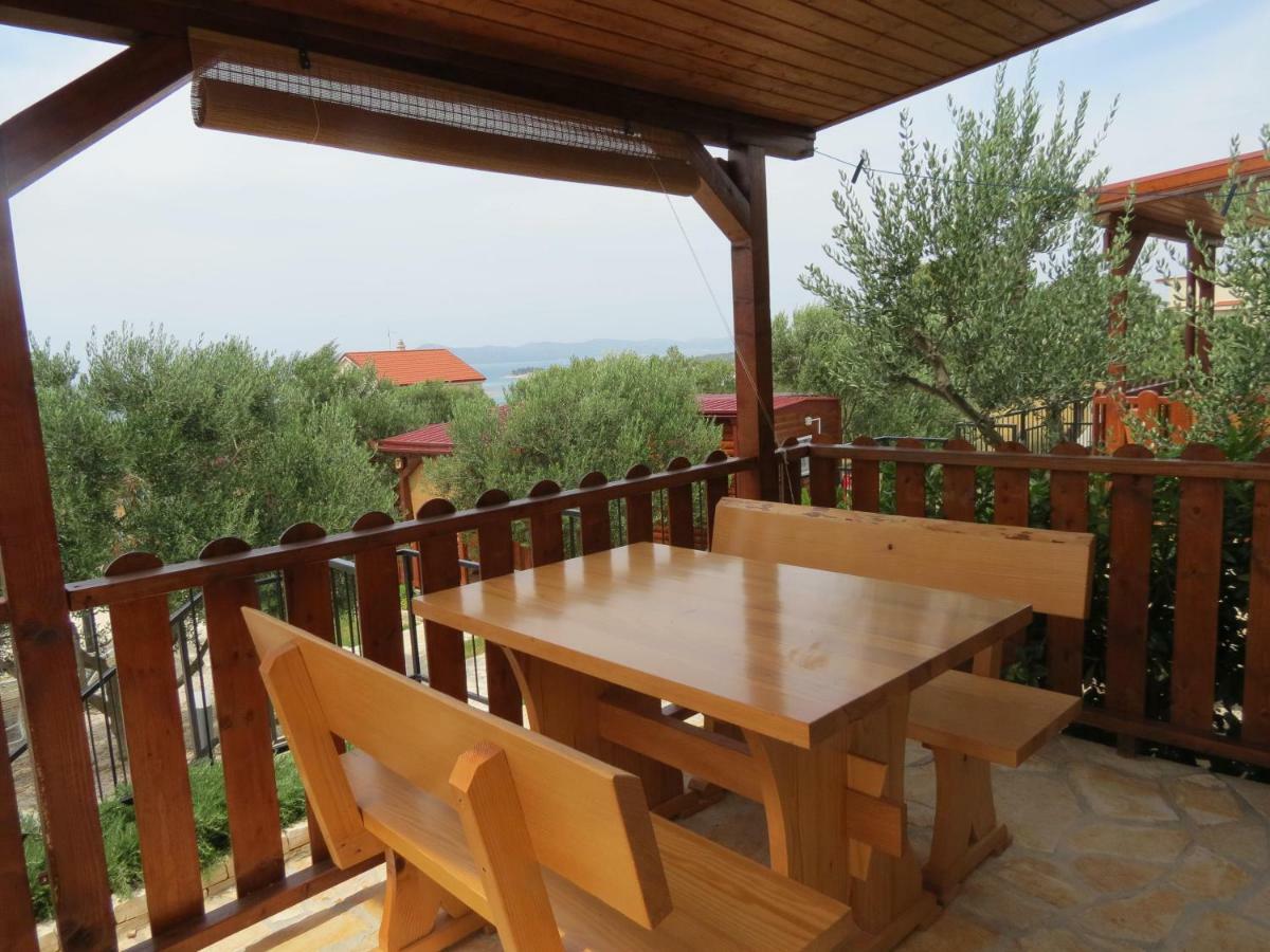 Campsite Kaya Pakoštane Eksteriør bilde